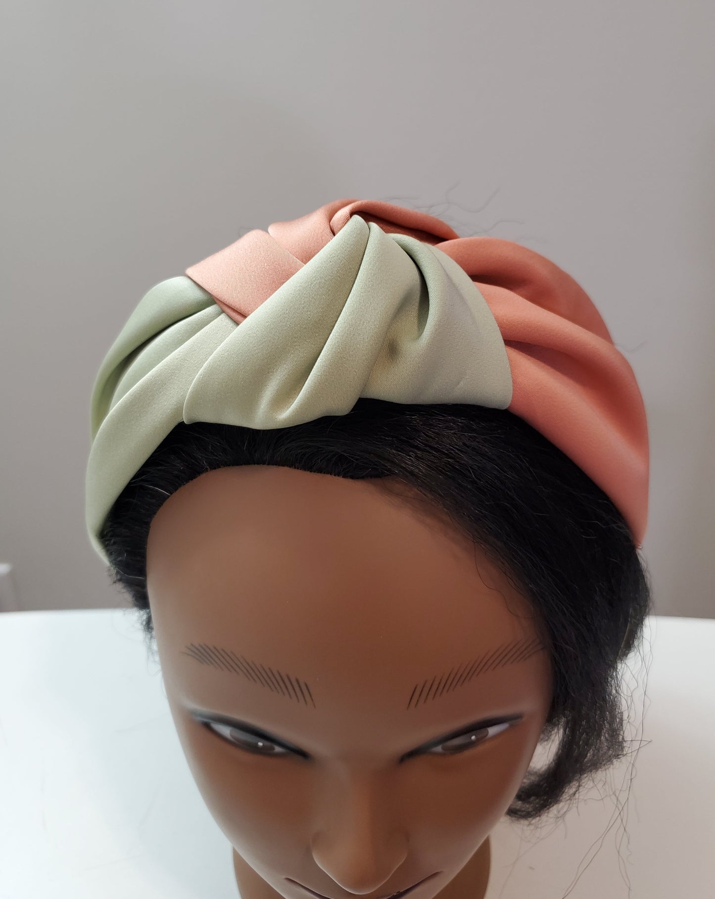 Estilo sencillo, doble color, nudo superior, diadema de tela